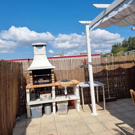 בית נופש House Only For ! 3 Bedroom 2wc,bbq,balcon 2,centro Vila! וילה נובה דה סרביירה