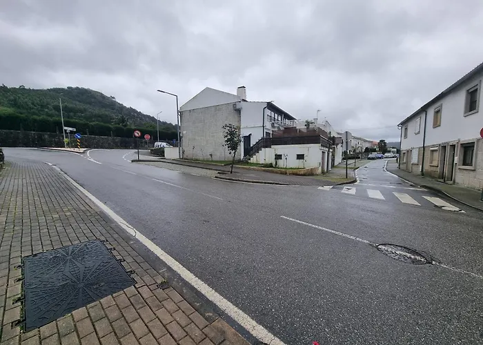 Ferienhaus House Only For ! 3 Bedroom 2wc,bbq,balcon 2,centro Vila! Vila Nova de Cerveira